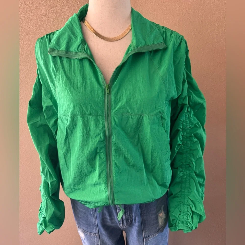 Women's Green Windbreaker Jacket - Picture 4 of 9